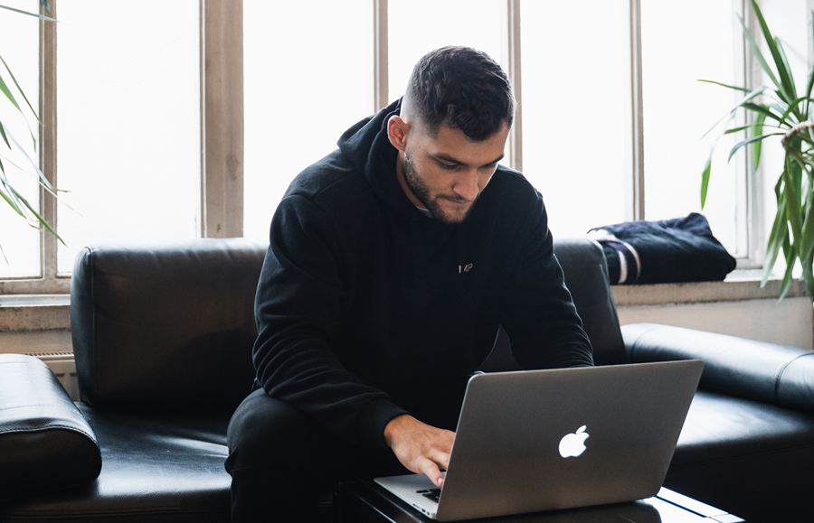 Stres – tih, a glasen sovražnik sodobnega časa